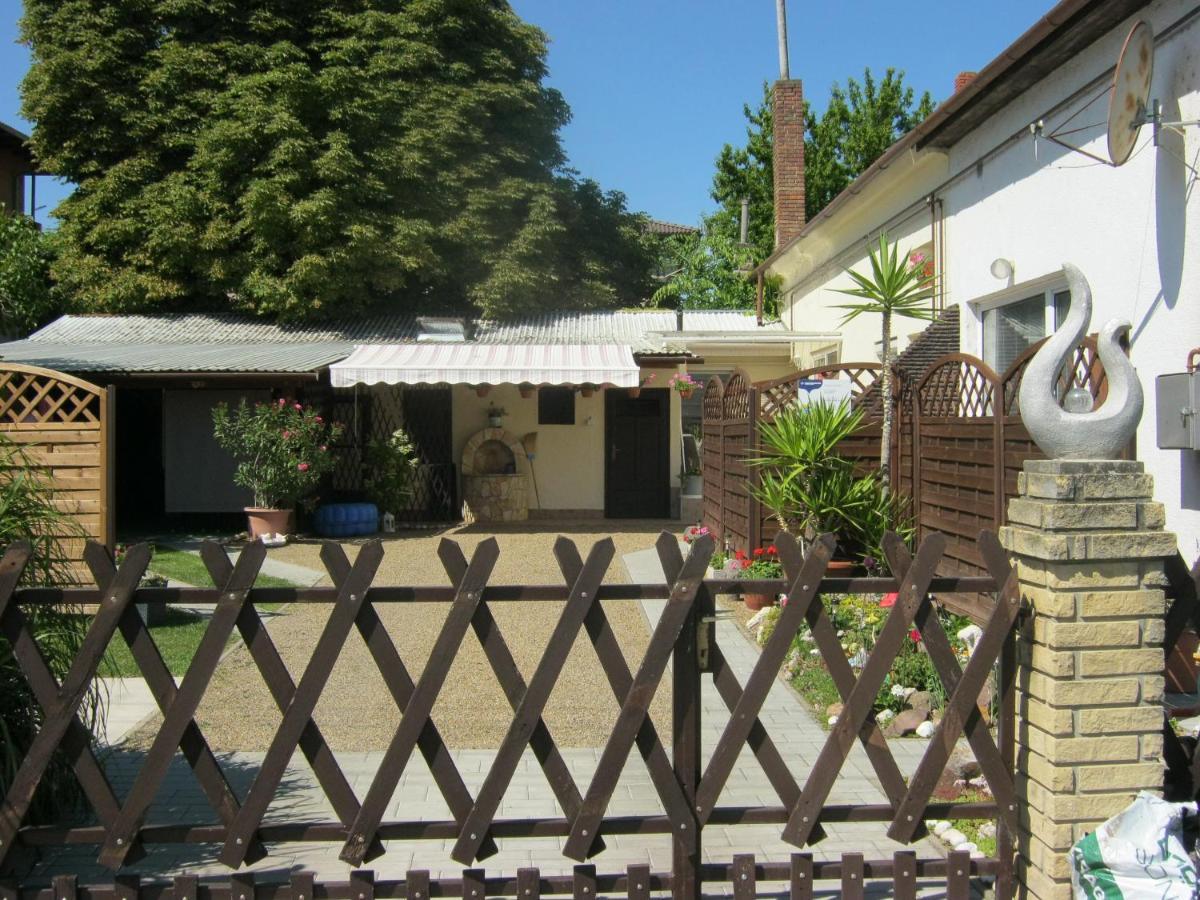 Kitti Apartman Balatonboglár Екстериор снимка