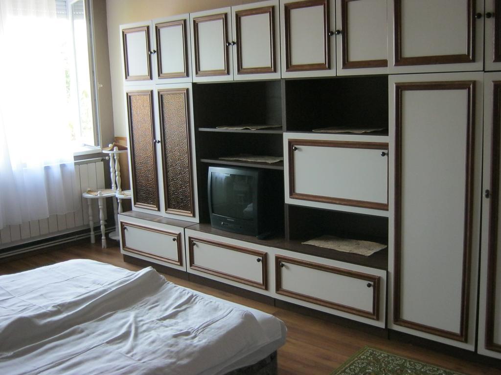 Kitti Apartman Balatonboglár Стая снимка