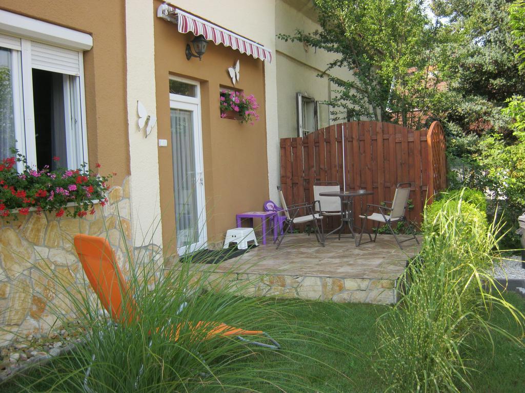 Kitti Apartman Balatonboglár Стая снимка