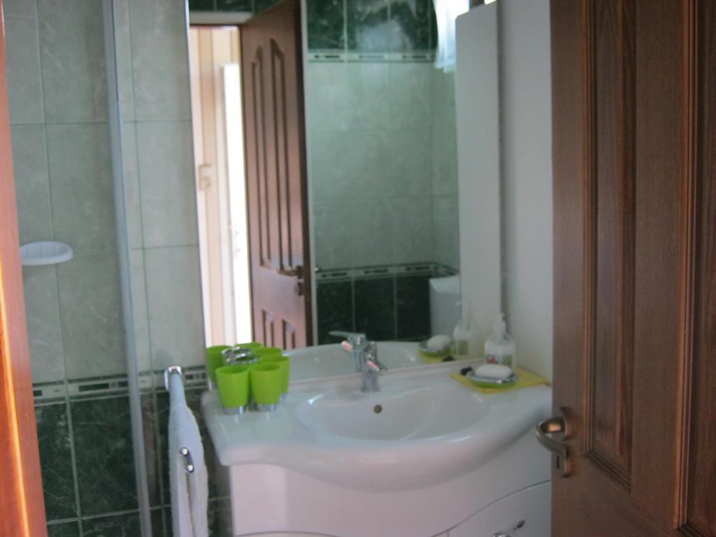 Kitti Apartman Balatonboglár Стая снимка
